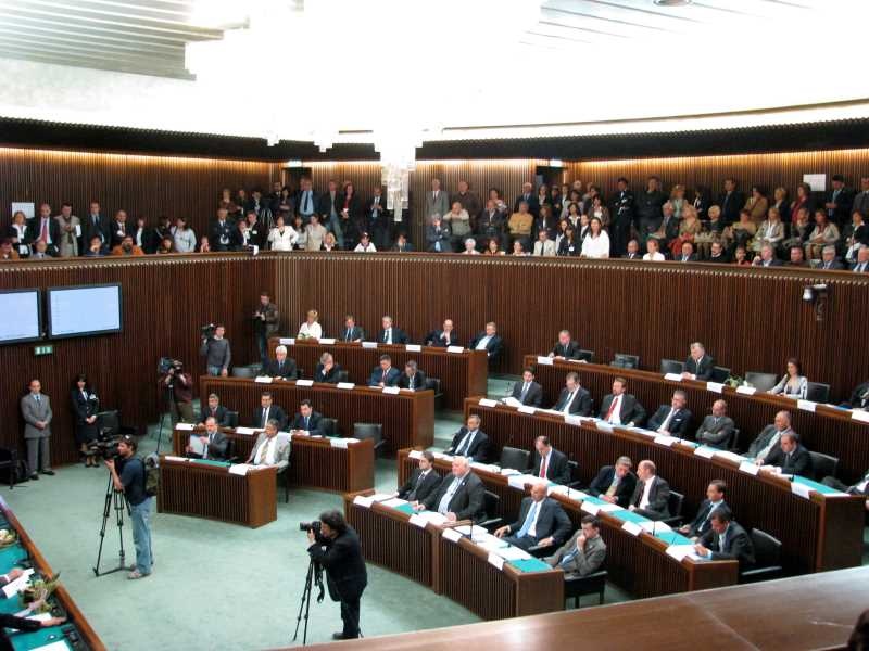 Prima seduta della X Legislatura del Consiglio regionale del Friuli Venezia Giulia-narrazione