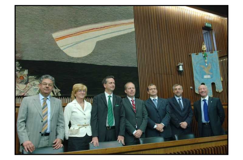 Ritratto di gruppo dei componenti dell'Ufficio di Presidenza della X Legislatura del Consiglio regionale del Friuli Venezia Giulia-narrazione