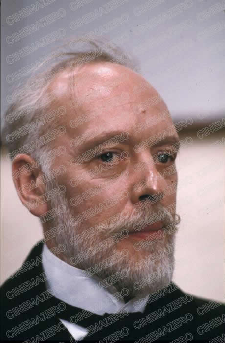 Ritratto del Primo Ministro (Philip Locke)