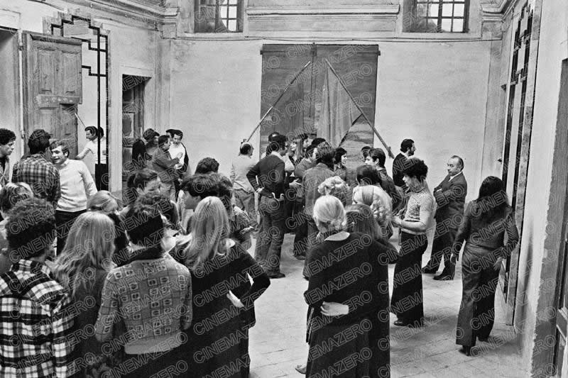 La troupe nella Sala Superiore
