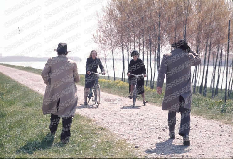 La Ragazza, sua Madre e i Rapitori