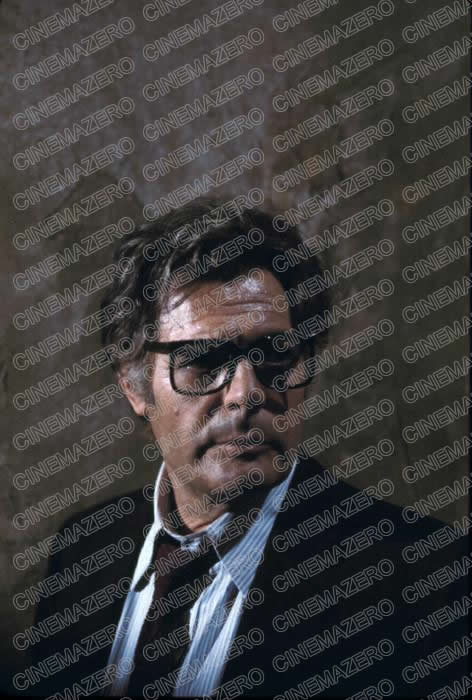 Snàporaz (Marcello Mastroianni) nello Scantinato