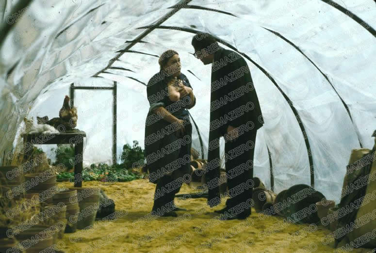 Snàporaz (Marcello Mastroianni) e la Donnona (Iole Silvani)