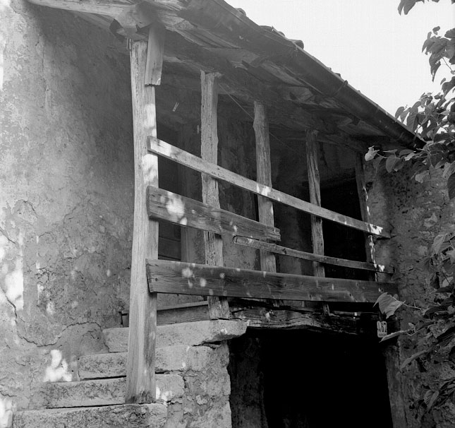 Alcune case carsiche nel comune di Trieste sul finire del Novecento