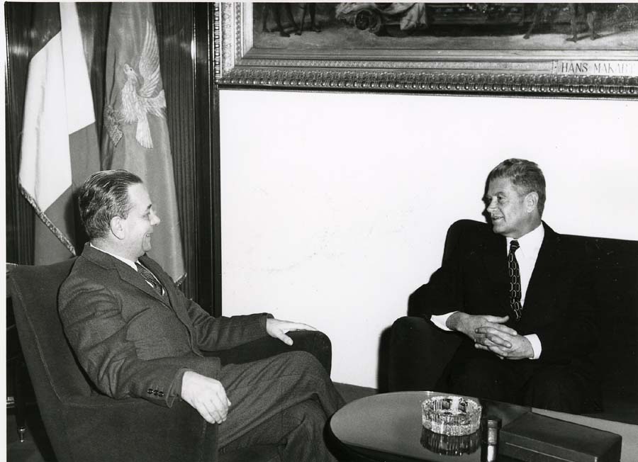 Il Presidente del Consiglio Regionale Michelangelo Ribezzi riceve la visita del nuovo Console Generale della Yugoslavia Boris Trampuz