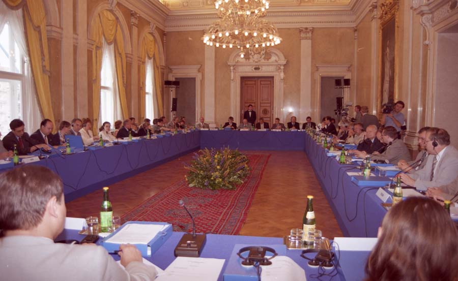 VIII LEGISLATURA 1998-2003