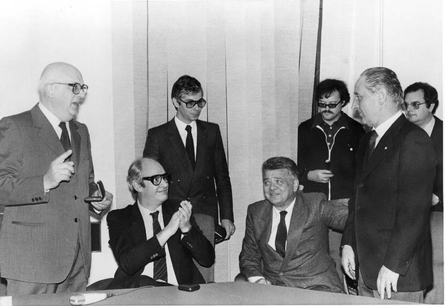 Visita del Commissario Enzo Bearzot alla Giunta Regionale dopo la vittoria dei Mondiali di Calcio disputati in Spagna nel 1982
