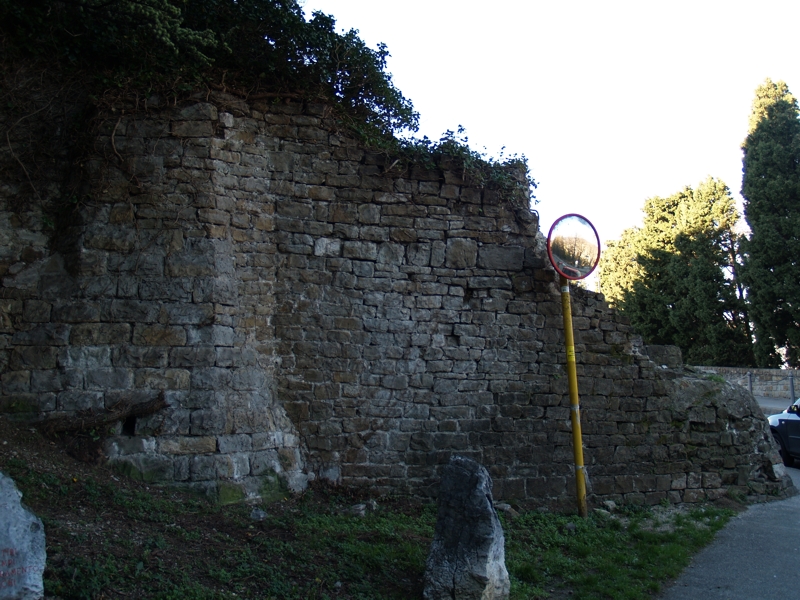 Monumenti e siti archeologi medievali nel territorio triestino