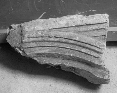 sarcofago/ con elementi architettonici, frammento