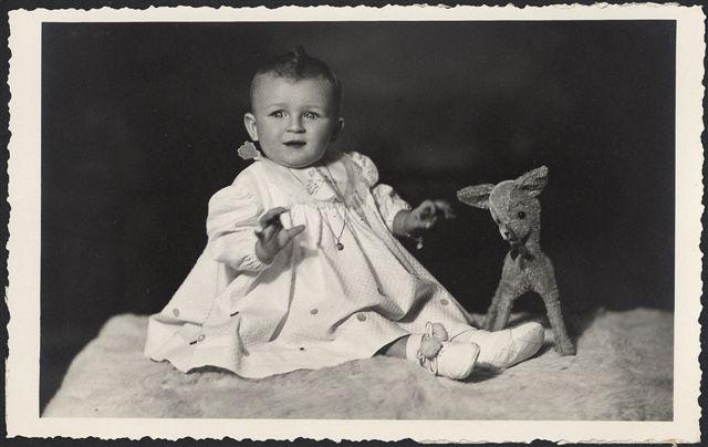 Ritratto in studio di un bambino