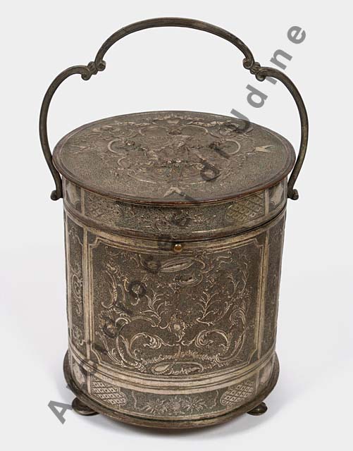 vaso per olio santo