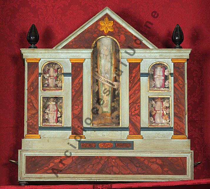 reliquiario architettonico