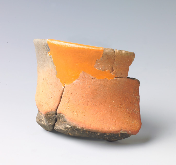 tazza/ carenata, frammento
