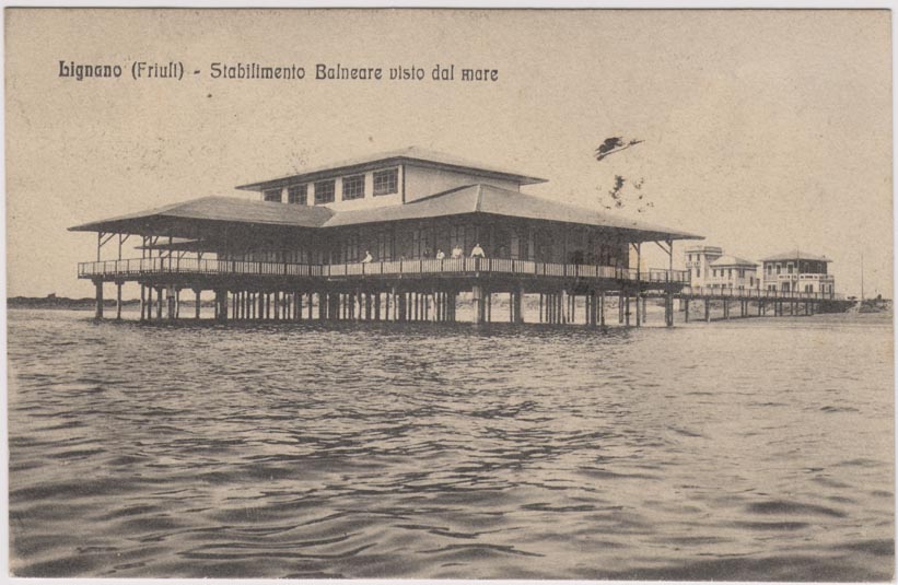 Un secolo di vacanze in cartolina