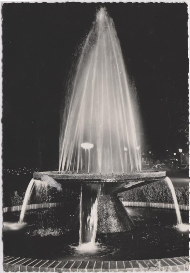 Un secolo di vacanze in cartolina