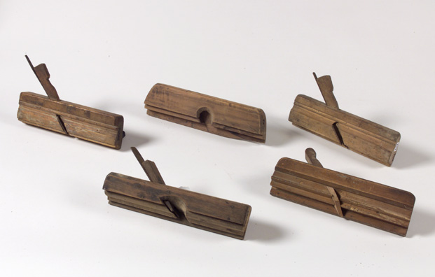 sponderuola per modanature