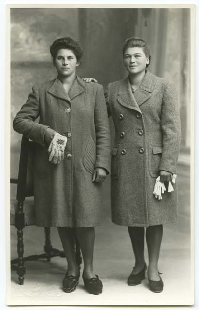 Ritratto di Elisa De Monte e di Ada Rabassi