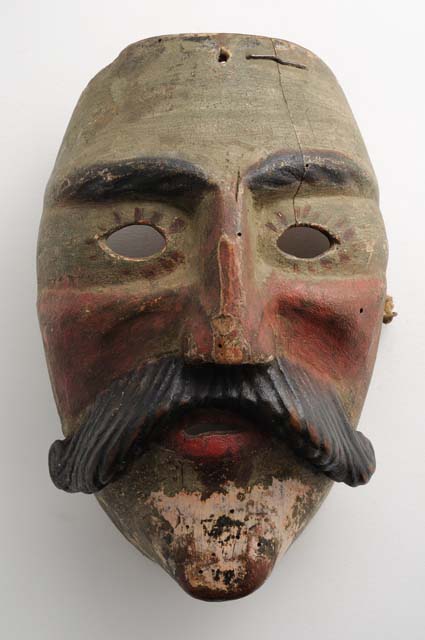 Maschere nel museo di Grimacco