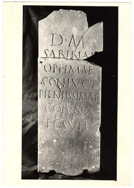 Tavola con iscrizione in lingua latina di età imperiale